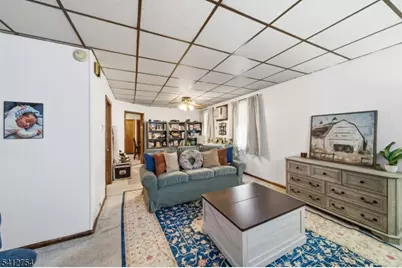 139 Madeline Ave, Clifton, NJ 07011 - Photo 6