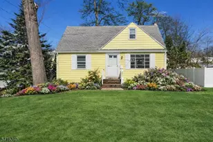 35 Beechwood Dr, Wayne, NJ 07470 - Photo 1