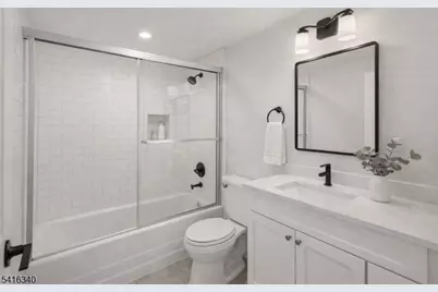 35 Beechwood Dr, Wayne, NJ 07470 - Photo 12