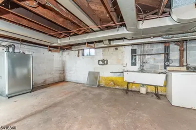 35 Beechwood Dr, Wayne, NJ 07470 - Photo 30