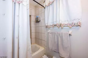 52 Mt Pleasant Ave, Woodland Park, NJ 07424 - Photo 16