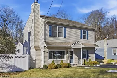 12 Woodland Ave, Mount Olive, NJ 07828 - Photo 2