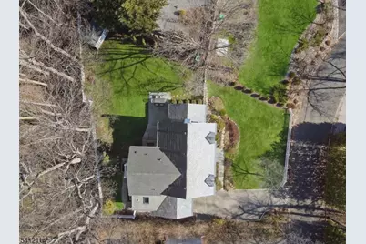 30 Colonial Way, Millburn Twp., NJ 07078 - Photo 48