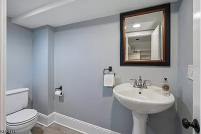 30 Colonial Way, Millburn Twp., NJ 07078 - Photo 44