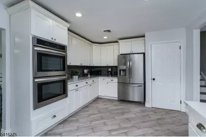 75 Longport Rd, Wayne, NJ 07470 - Photo 8