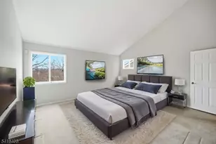 38 Chestnut St, Morristown, NJ 07960 - Photo 2