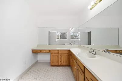 38 Chestnut St #4, Morristown, NJ 07960 - Photo 8