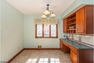 80 Toby Dr, Roxbury Township, NJ 07876 - Photo 10