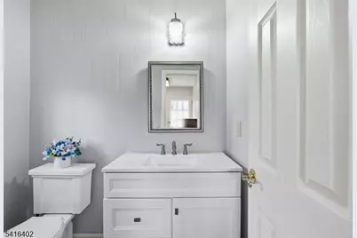 35 Darlington Dr, Wayne Twp., NJ 07470 - Photo 18