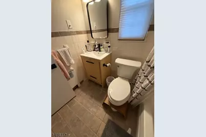 2 Wedgewood Dr Unit 4, Verona, NJ 07044 - Photo 4