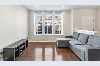 1514 Hudson Cir, Highland Park, NJ 08904 - Photo 4