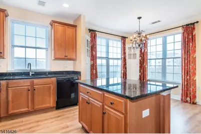 1408 Wharton Ct, Riverdale, NJ 07457 - Photo 8