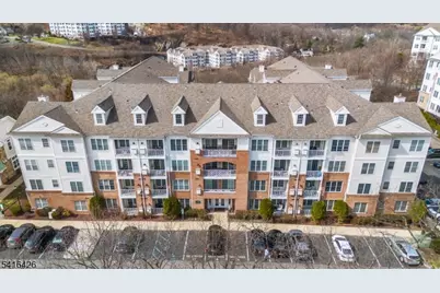 1408 Wharton Ct, Riverdale, NJ 07457 - Photo 2