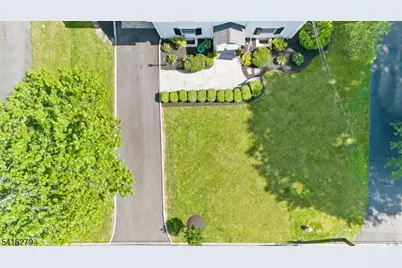 30 Edgewood Rd, Chatham, NJ 07928 - Photo 40