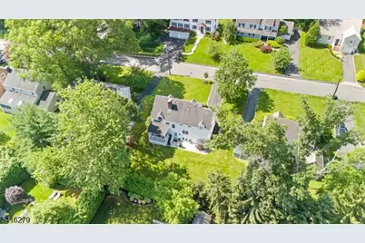 30 Edgewood Rd, Chatham, NJ 07928 - Photo 42