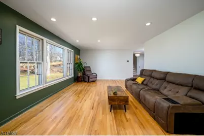 3 Sylvan Ct, Livingston, NJ 07039 - Photo 6