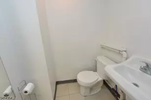 306 Queen Anne Rd, Teaneck Township, NJ 07666 - Photo 24