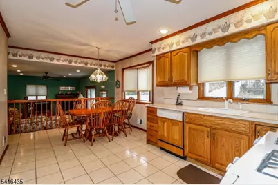 34 Timberlane Dr, Woodbridge Township, NJ 07067 - Photo 10