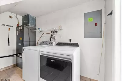 395 Mohegan Cir, Andover Township, NJ 07848 - Photo 10