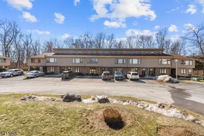 395 Mohegan Cir, Andover Township, NJ 07848 - Photo 18