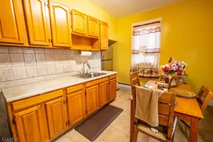 108 Hollywood Ave, East Orange, NJ 07018 - Photo 6