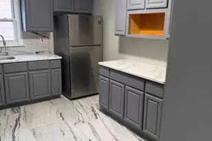 32 Argyle Terrace, Irvington, NJ 07111 - Photo 2