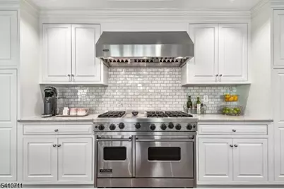 197 Parsonage Hill Rd, Millburn, NJ 07078 - Photo 22