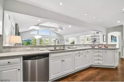 197 Parsonage Hill Rd, Millburn, NJ 07078 - Photo 24