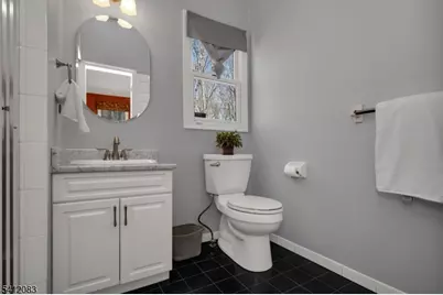 49 Heritage Ct, Randolph Township, NJ 07869 - Photo 24