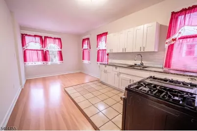 924 Grove St, Irvington, NJ 07111 - Photo 6