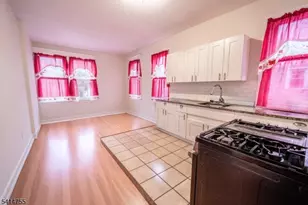 924 Grove St, Irvington, NJ 07111 - Photo 6