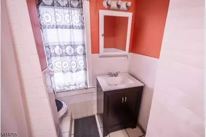 924 Grove St, Irvington, NJ 07111 - Photo 12