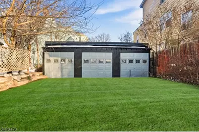 72 Lindsley Ave, Newark, NJ 07106 - Photo 28