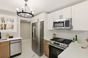 72 Lindsley Ave, Newark, NJ 07106 - Photo 10