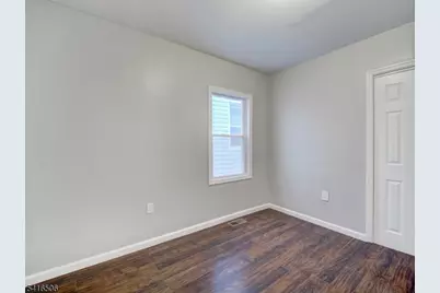 198 N 17th St #2, East Orange, NJ 07017 - Photo 8