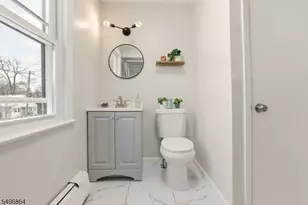 204 Pine St, Roselle, NJ 07203 - Photo 24