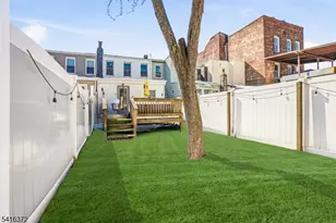 138 Broadway, Jersey City, NJ 07306 - Photo 28