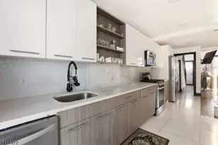 138 Broadway, Jersey City, NJ 07306 - Photo 6