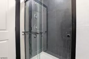 138 Broadway, Jersey City, NJ 07306 - Photo 22