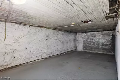 138 Broadway, Jersey City, NJ 07306 - Photo 24