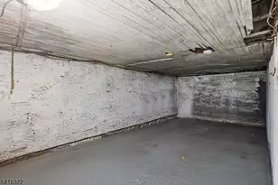 138 Broadway, Jersey City, NJ 07306 - Photo 24