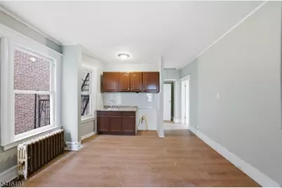 502 Stuyvesant Unit 2, Irvington, NJ 07111 - Photo 2