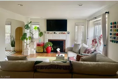 3 Elmwood Pl, Millburn, NJ 07078 - Photo 4