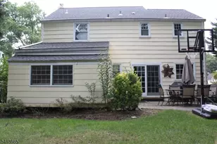 3 Elmwood Pl, Millburn, NJ 07078 - Photo 20