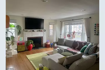 3 Elmwood Pl, Millburn, NJ 07078 - Photo 2