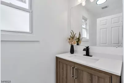 288 Harrison St, Nutley, NJ 07110 - Photo 18