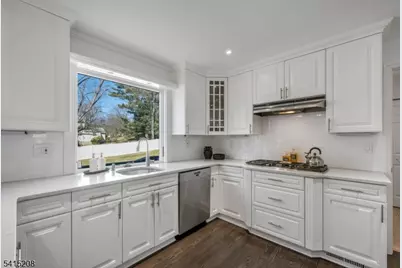 1 Morningside Dr, Livingston, NJ 07039 - Photo 18