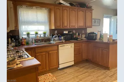 74 Warner St, Woodbridge Township, NJ 08863 - Photo 4