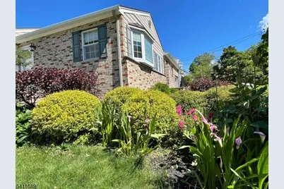 1 Milton Ave, Summit, NJ 07901 - Photo 30