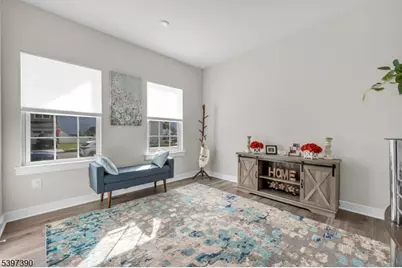 16 Esposito Ln, Roxbury Township, NJ 07850 - Photo 4